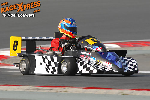 Arjan Kievitsbosch en teambaas Jan Cramer winnen Superkarts in Doebai